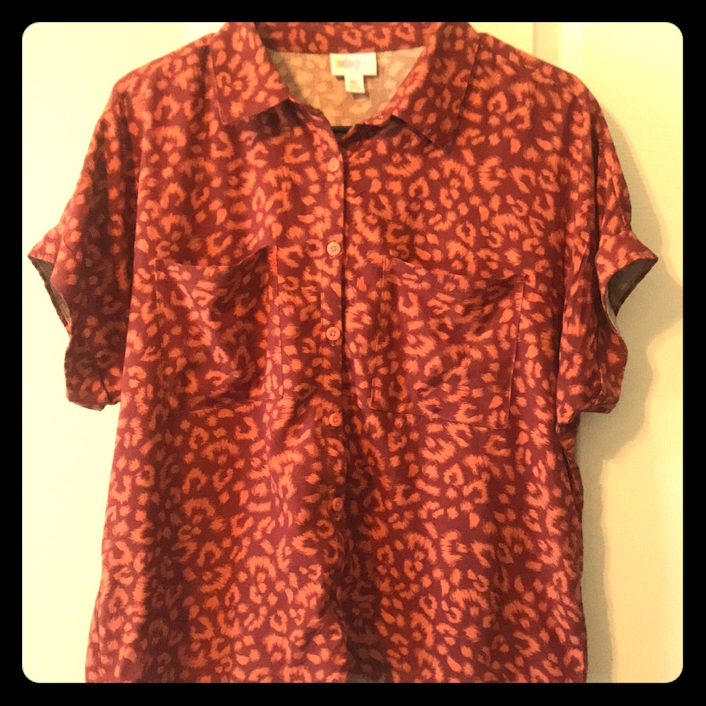 LuLaRoe Amy (XS) Only Worn Once 🌟🐆